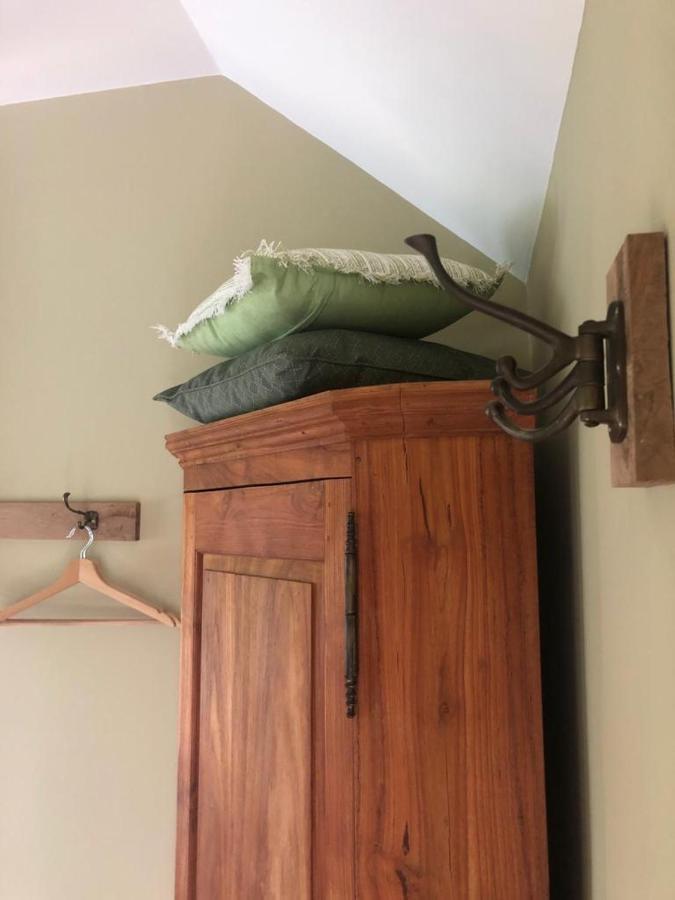 The Cat And The Owl B&B フルンロー エクステリア 写真